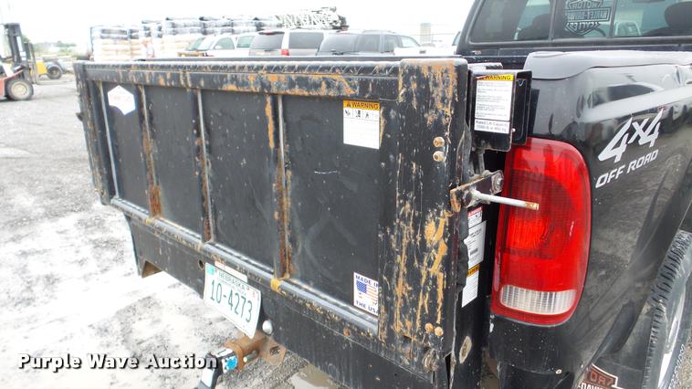 image for item DA8841 2001 Ford F350 Super Duty SuperCab pickup truck