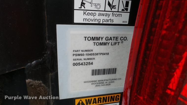 image for item DA8841 2001 Ford F350 Super Duty SuperCab pickup truck