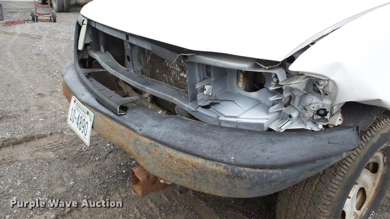 image for item DA8842 2004 Ford F150 SuperCab pickup truck