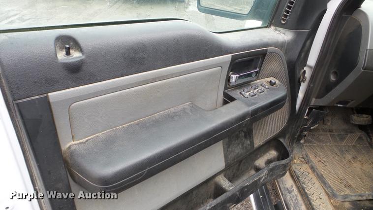 image for item DA8843 2007 Ford F150 SuperCab pickup truck