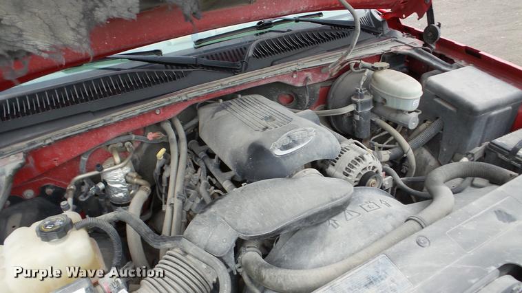 image for item DA8845 2003 Chevrolet Silverado 1500 Ext. Cab pickup truck