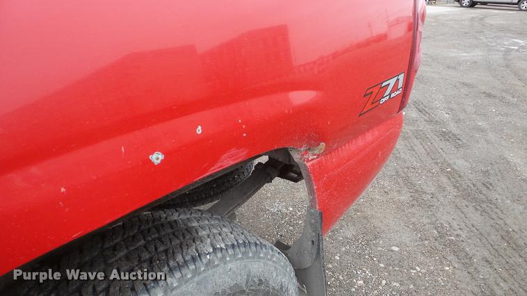 image for item DA8845 2003 Chevrolet Silverado 1500 Ext. Cab pickup truck