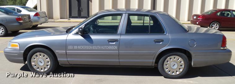 image for item DA9810 2006 Ford Crown Victoria