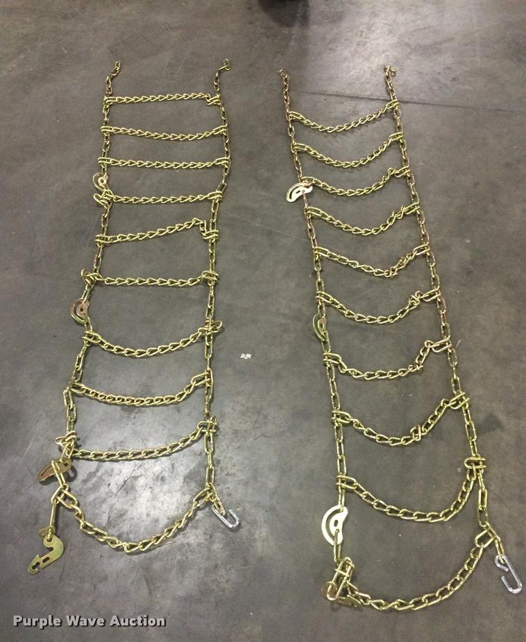 (4) Case 12x16.5 hardened skid steer tire chains in Tonganoxie, KS