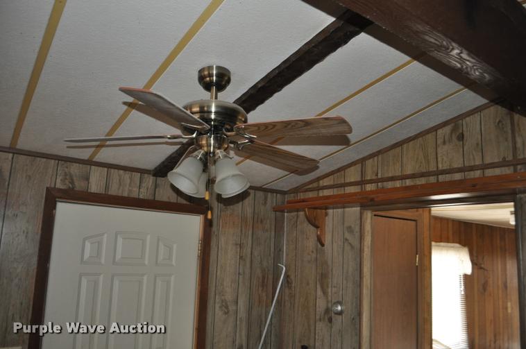 image for item G7483 1978 manufactured home