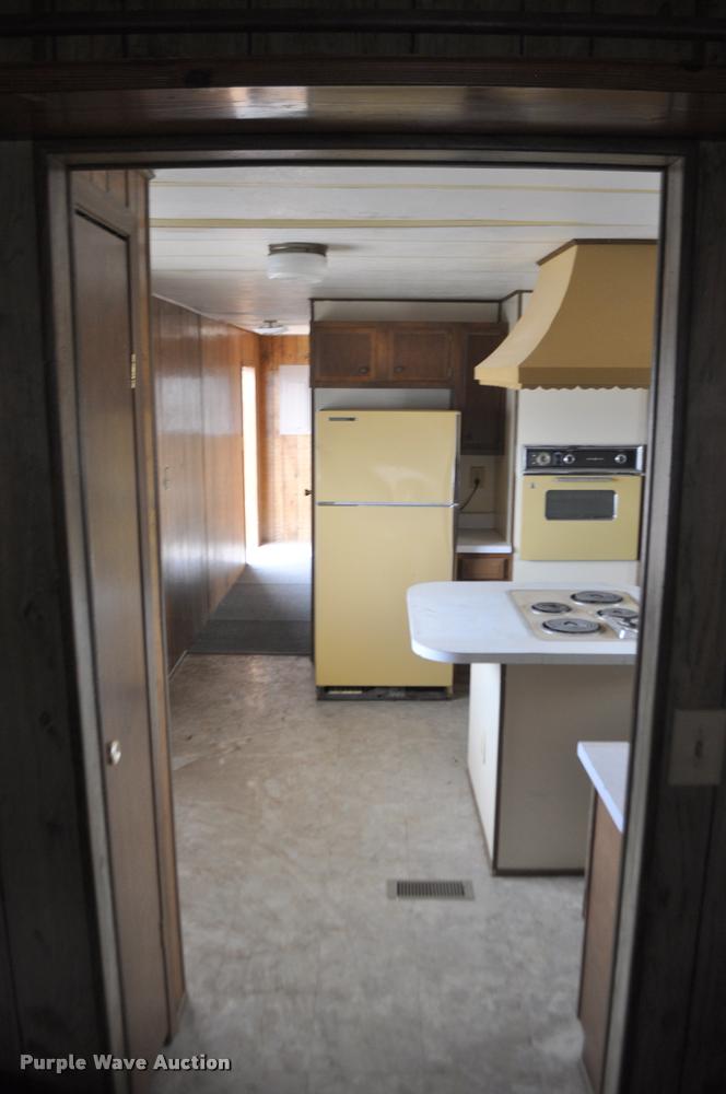 image for item G7483 1978 manufactured home