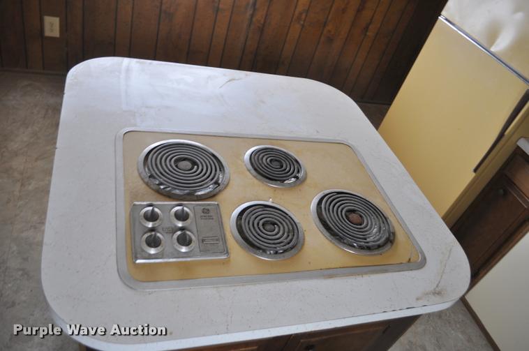 image for item G7483 1978 manufactured home