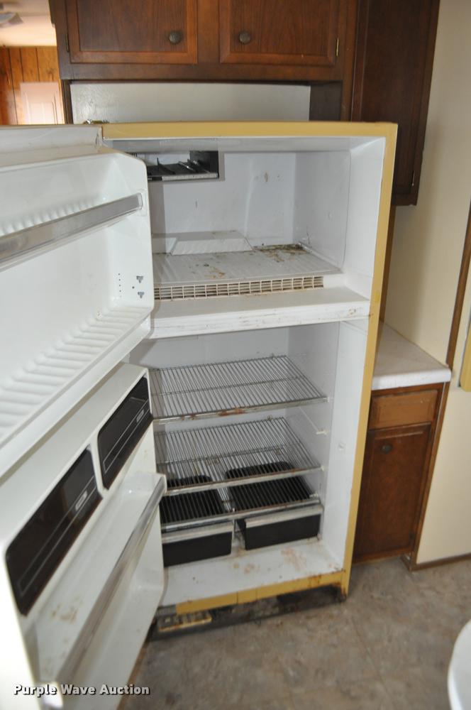 image for item G7483 1978 manufactured home