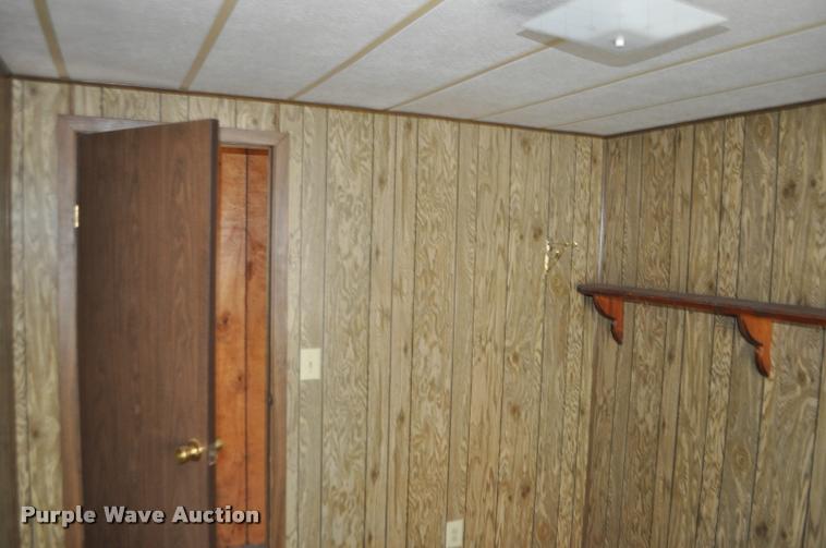 image for item G7483 1978 manufactured home