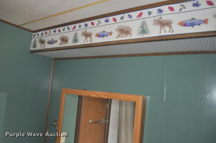 image for item G7483 1978 manufactured home