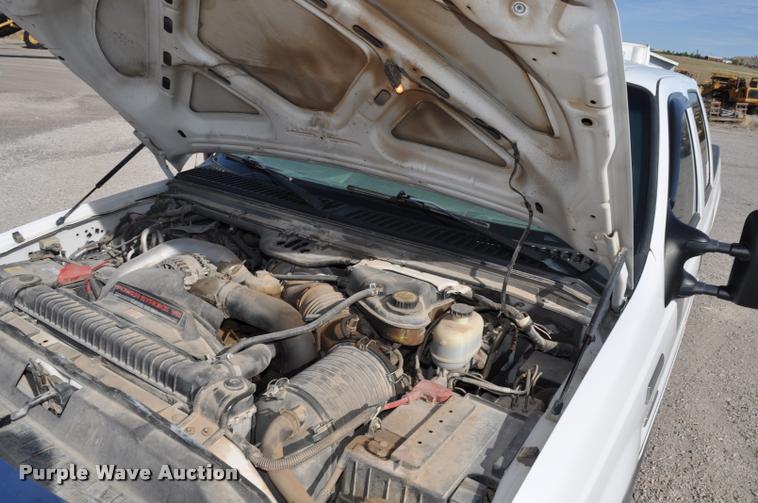 image for item G7485 2005 Ford F250 Super Duty Crew Cab pickup truck