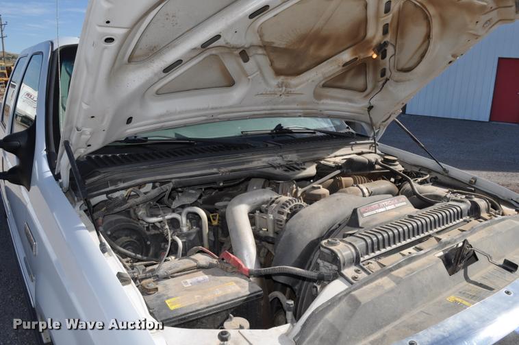 image for item G7485 2005 Ford F250 Super Duty Crew Cab pickup truck