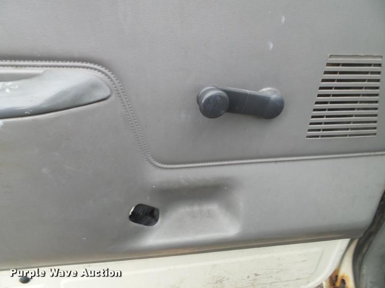 image for item J4808 1988 Ford F250 HD Custom pickup truck