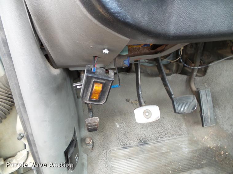 image for item J4808 1988 Ford F250 HD Custom pickup truck