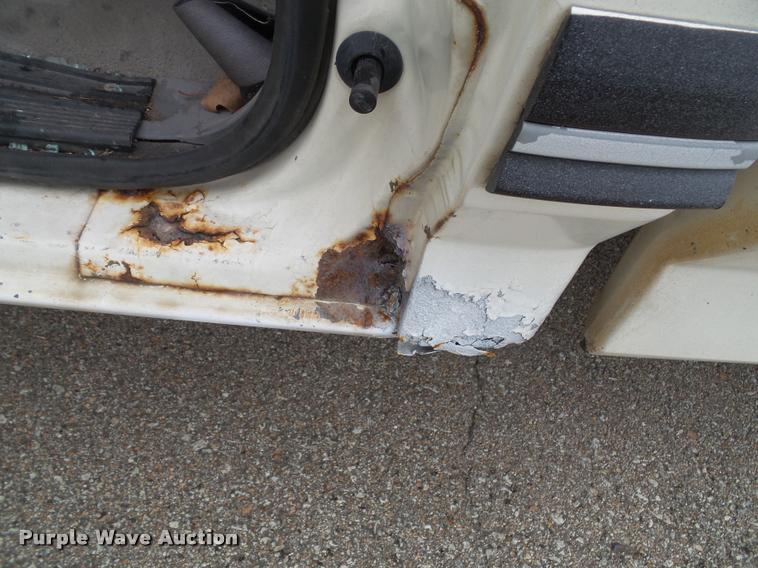 image for item J4808 1988 Ford F250 HD Custom pickup truck