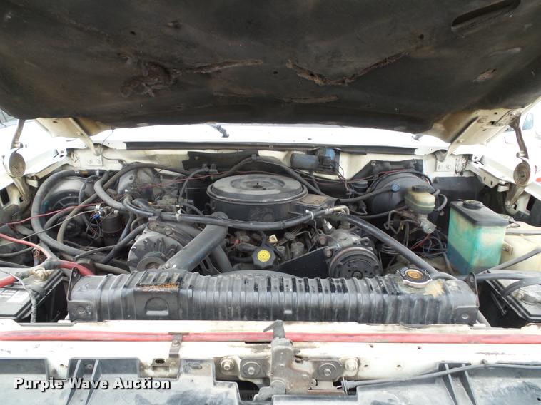 image for item J4808 1988 Ford F250 HD Custom pickup truck