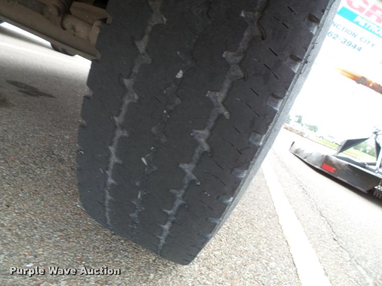 image for item J4808 1988 Ford F250 HD Custom pickup truck