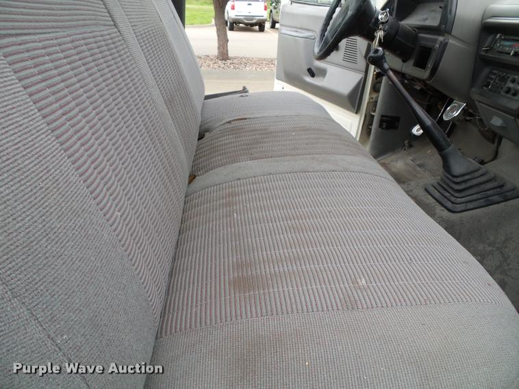 image for item J4808 1988 Ford F250 HD Custom pickup truck