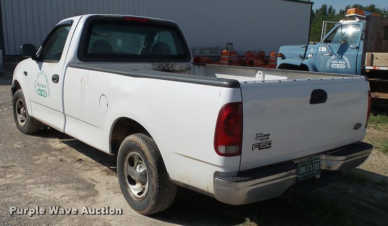 image for item K1121 1999 Ford F150 pickup truck