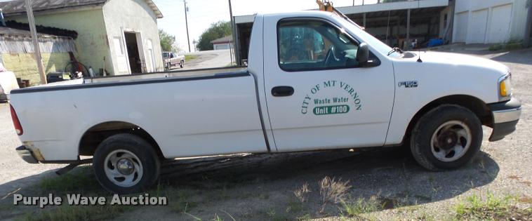 image for item K1121 1999 Ford F150 pickup truck