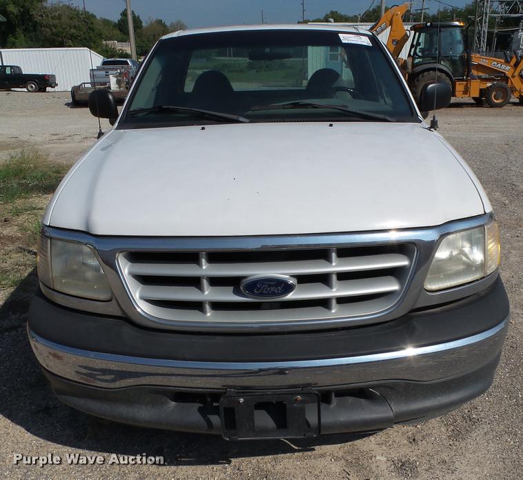image for item K1121 1999 Ford F150 pickup truck