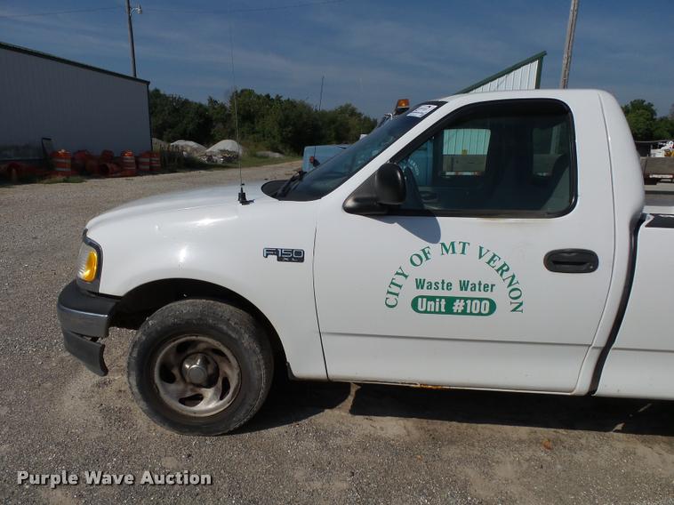 image for item K1121 1999 Ford F150 pickup truck