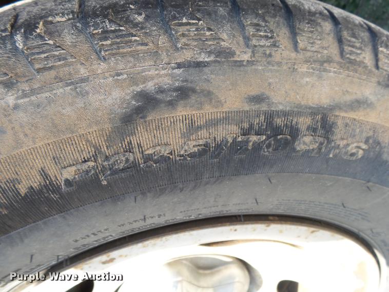 image for item K1121 1999 Ford F150 pickup truck