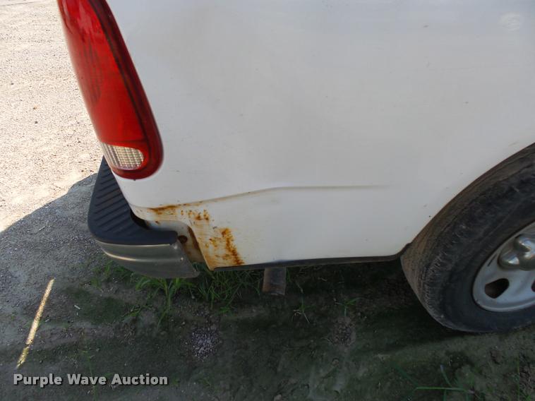 image for item K1121 1999 Ford F150 pickup truck