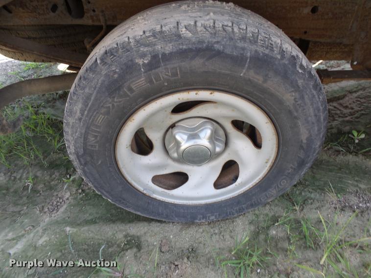 image for item K1121 1999 Ford F150 pickup truck