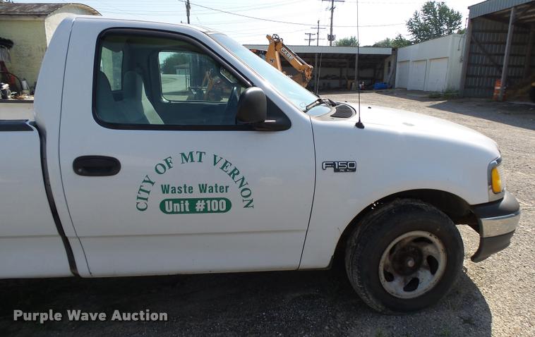 image for item K1121 1999 Ford F150 pickup truck