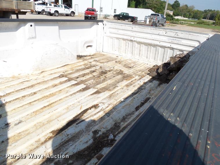 image for item K1121 1999 Ford F150 pickup truck