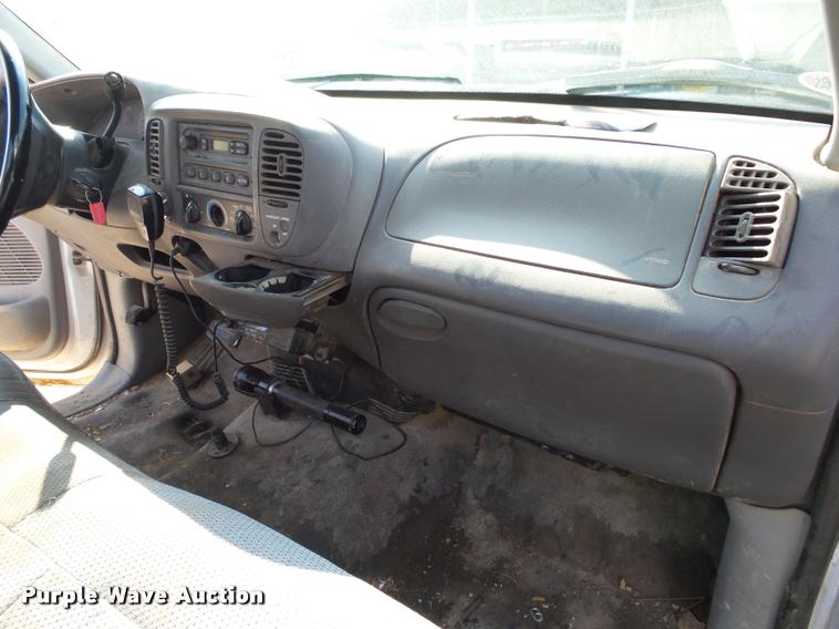 image for item K1121 1999 Ford F150 pickup truck