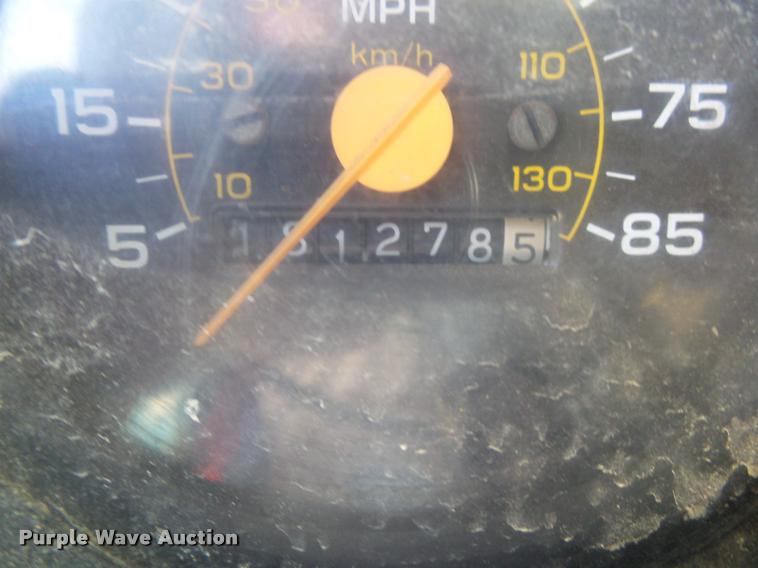 image for item K1122 1988 Chevrolet C60 flatbed truck