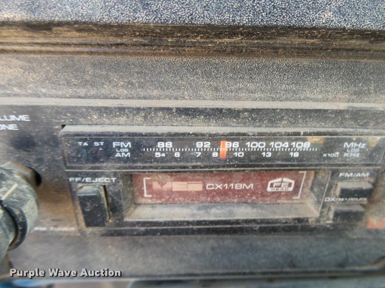 image for item K1122 1988 Chevrolet C60 flatbed truck