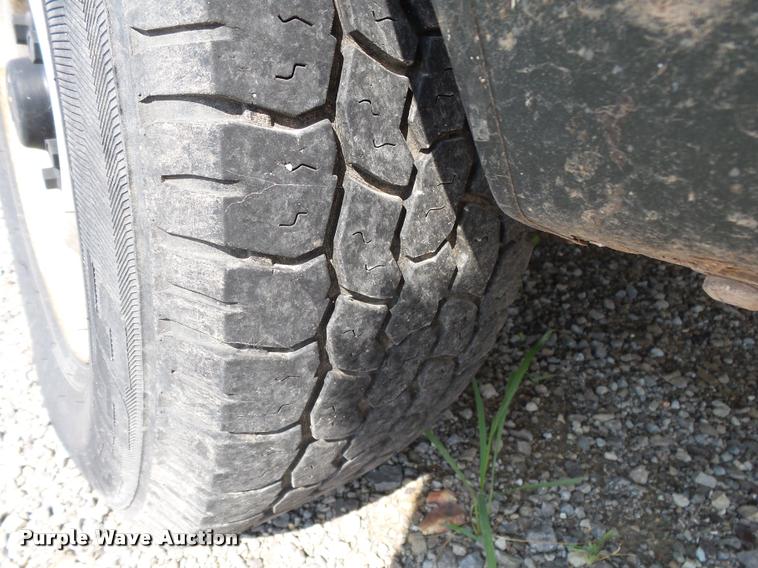 image for item K1123 2001 Chevrolet S10 Ext. Cab pickup truck