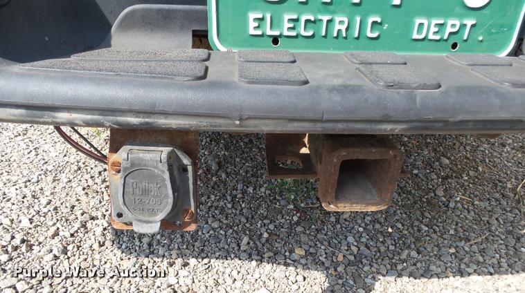 image for item K1123 2001 Chevrolet S10 Ext. Cab pickup truck