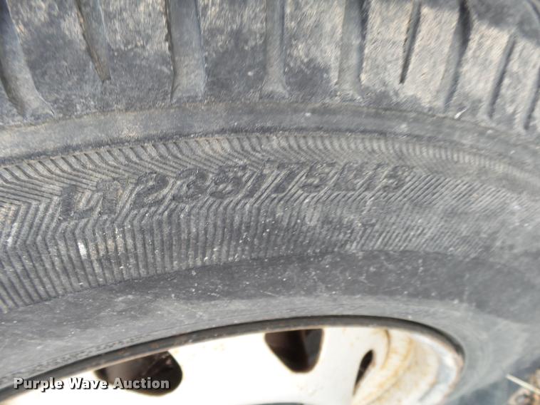 image for item K1123 2001 Chevrolet S10 Ext. Cab pickup truck