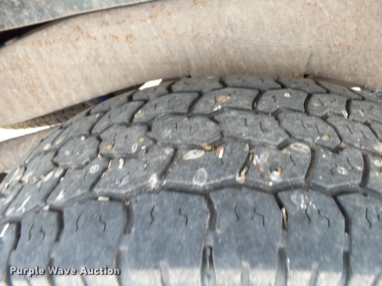 image for item K1123 2001 Chevrolet S10 Ext. Cab pickup truck