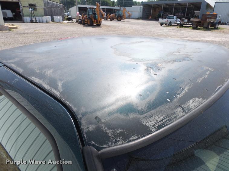 image for item K1123 2001 Chevrolet S10 Ext. Cab pickup truck