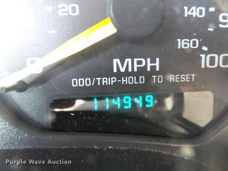 image for item K1123 2001 Chevrolet S10 Ext. Cab pickup truck