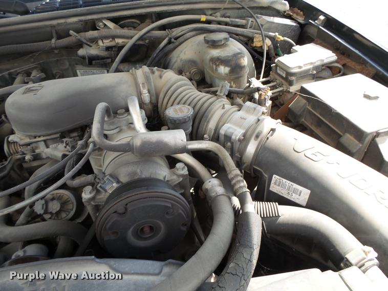 image for item K1123 2001 Chevrolet S10 Ext. Cab pickup truck