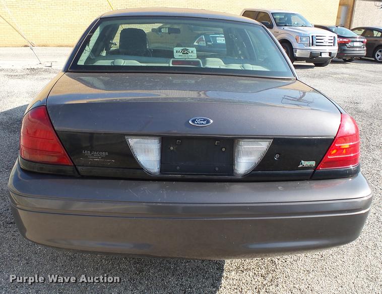 image for item K1124 2009 Ford Crown Victoria Police Interceptor