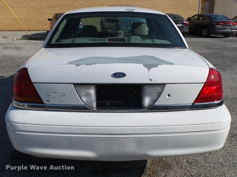 image for item K1125 2007 Ford Crown Victoria Police Interceptor