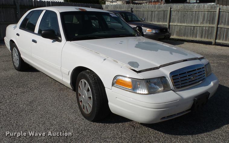 image for item K1125 2007 Ford Crown Victoria Police Interceptor