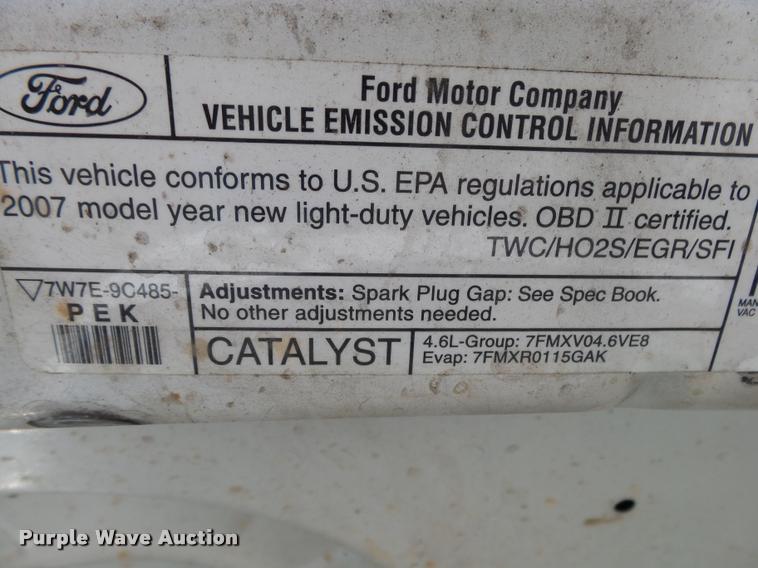 image for item K1125 2007 Ford Crown Victoria Police Interceptor