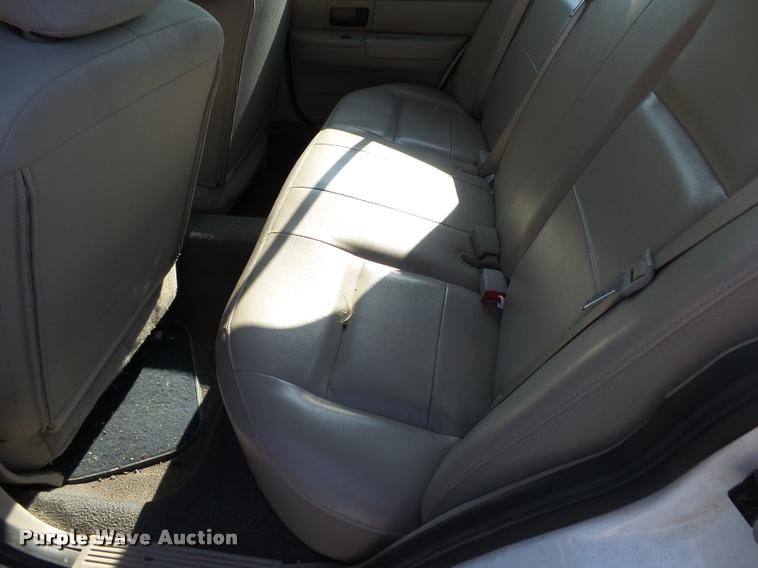 image for item K1125 2007 Ford Crown Victoria Police Interceptor