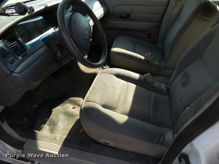 image for item K1125 2007 Ford Crown Victoria Police Interceptor
