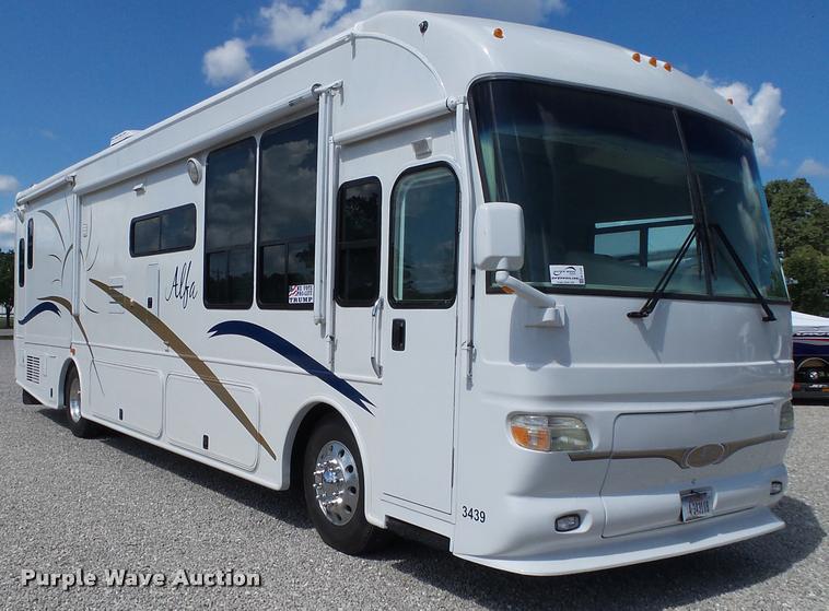 image for item K1127 2005 Alfa See Ya RV