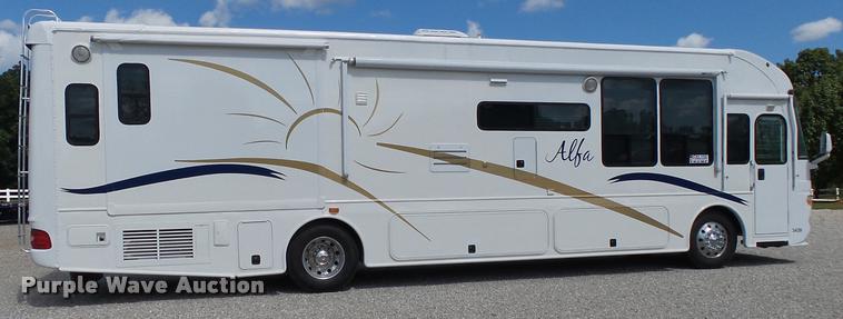 image for item K1127 2005 Alfa See Ya RV