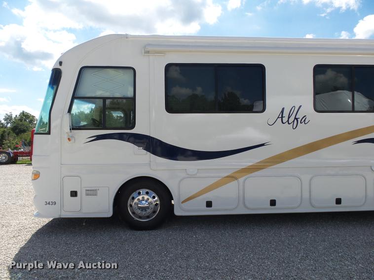 image for item K1127 2005 Alfa See Ya RV